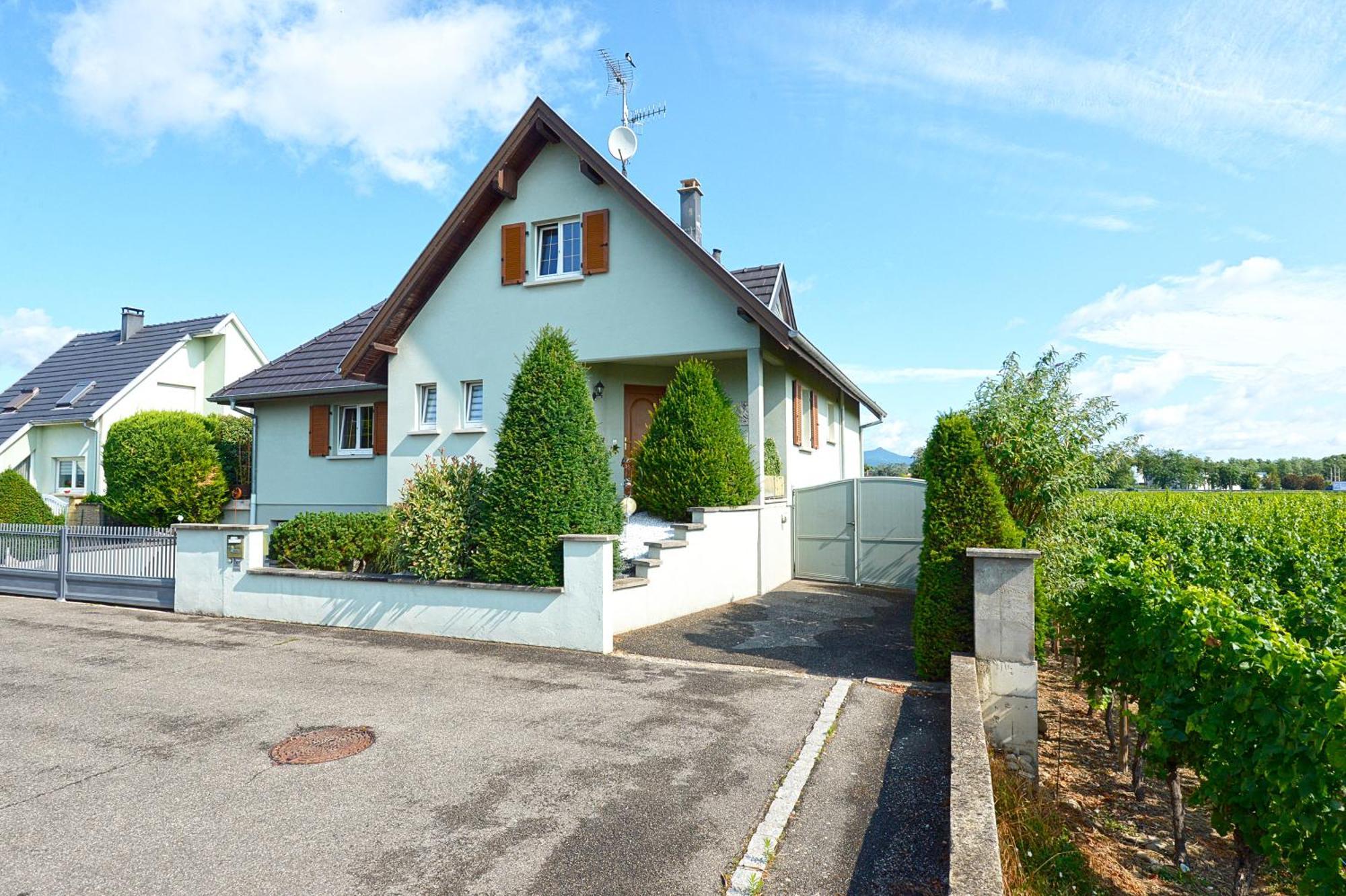 Aux Pieds Des Vignes Bed & Breakfast Ingersheim Exterior photo